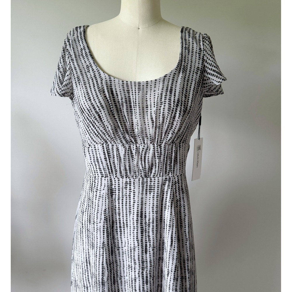 Calvin Klein Black Grey Geometric Midi Dress Flutter Sleeve Empire Waist NWT‎  8